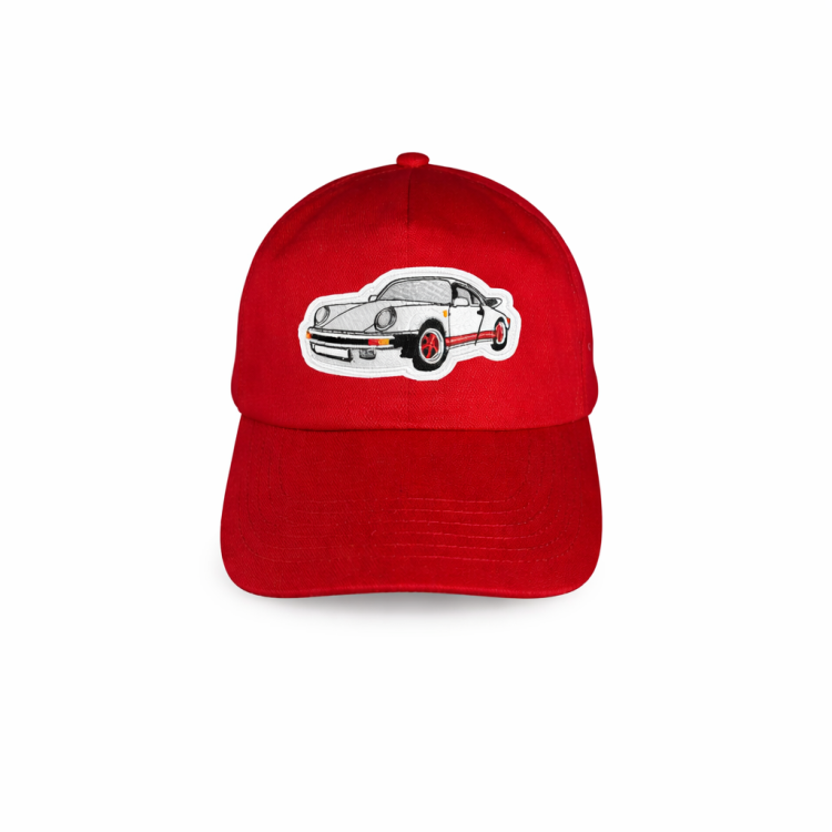 Czapka z daszkiem czerwona z naszywką Porsche 911 Turbo33.png