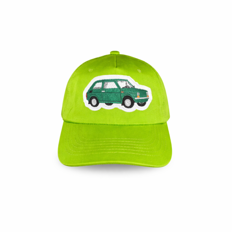 Czapka z daszkiem jaskrawa zieleń z naszywką zielonego Fiata126p.png